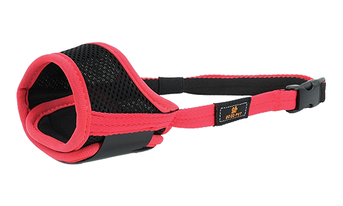 Mykt polstret og justerbar munnkurv til hund Rosa polstret justerbar hundemunnkurv i lett nylonmateriale, designet for komfort og sikker passform.