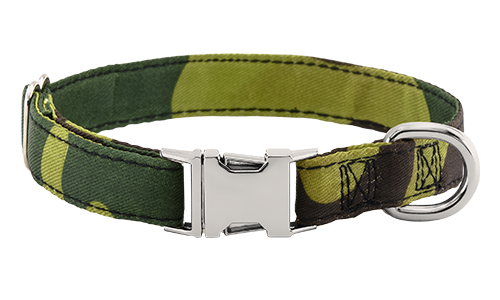 Halsbånd til Hund med Spenne Kamuflasje-mønstret hundehalsbånd med justerbar metallspenne, 27-40 cm lang, 2 cm bred, D-ring for feste.