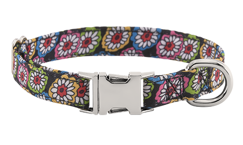 Halsbånd til Hund med Spenne Fargerikt blomster-mønstret hundehalsbånd med justerbar metallspenne, 27-40 cm lang, 2 cm bred, D-ring for feste.