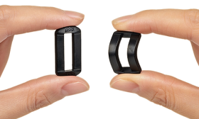 Sett med fire sportshundesokker i grått med sklisikre såler, lettvektige for hundens komfort, vanntett funksjon.